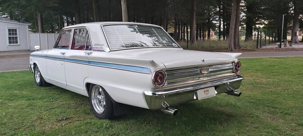 1963 FORD FAIRLANE COMPACT 500 AUTOMATIC SEDAN