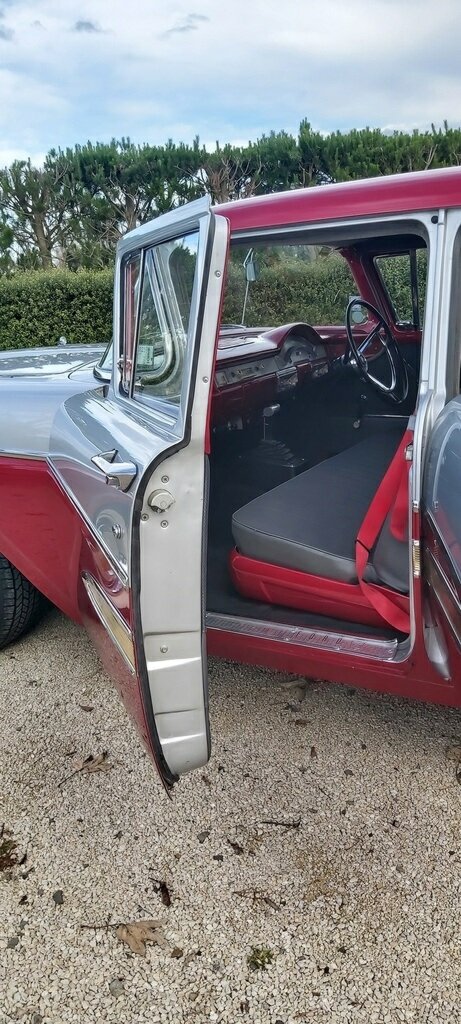 1958 FORD CUSTOM 300 AUTOMATIC SEDAN