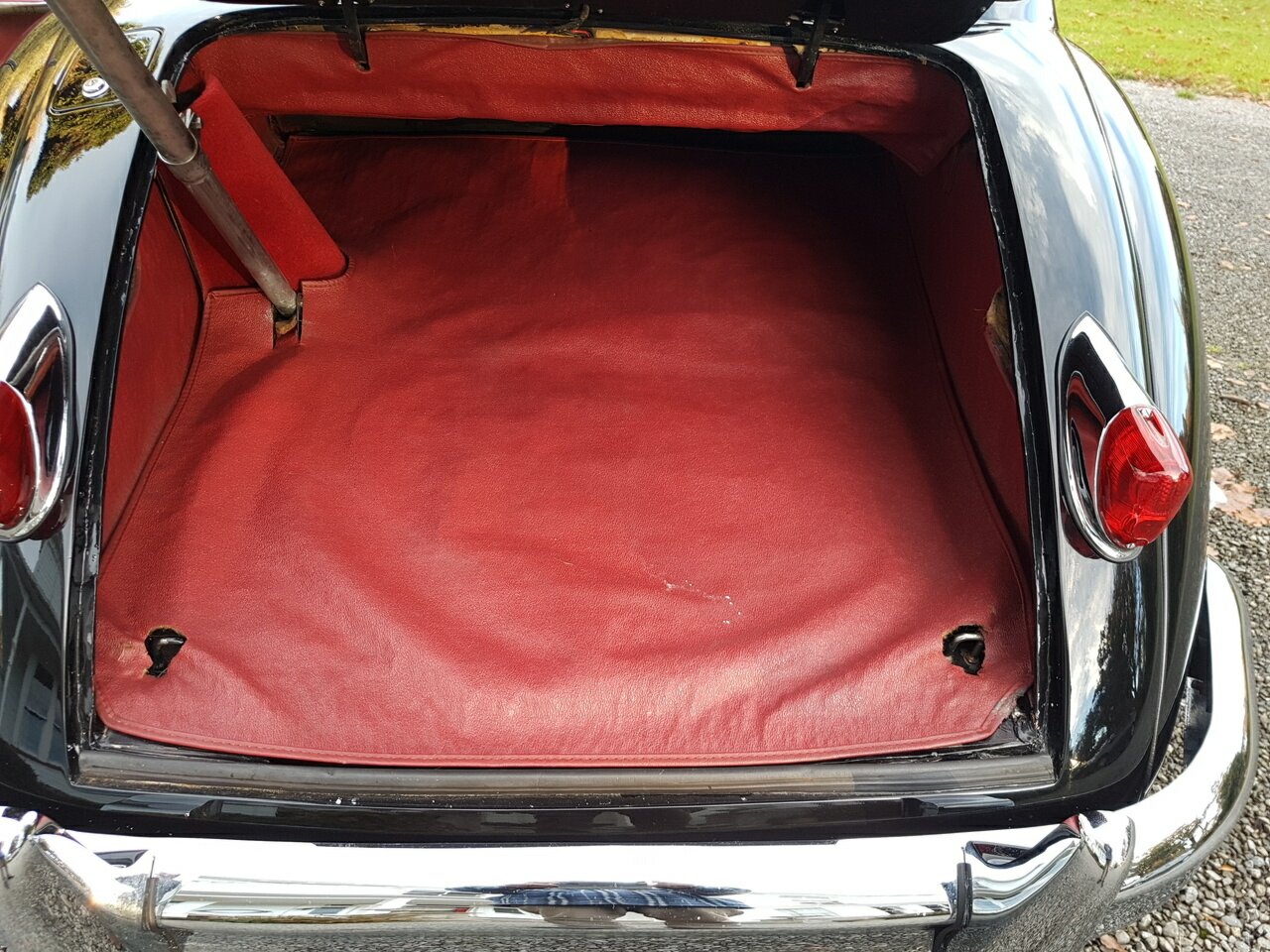 1959 JAGUAR XK150 MANUAL 2D COUPE