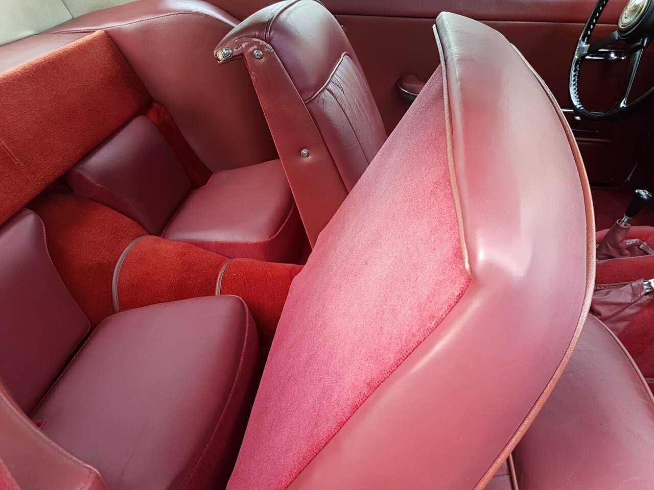 1959 JAGUAR XK150 MANUAL 2D COUPE