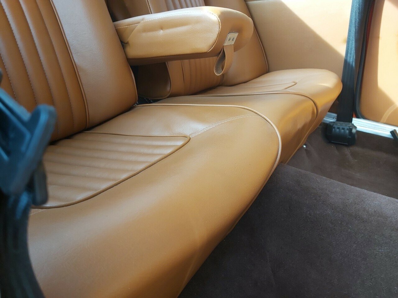 1972 FORD CAPRI 2.0LTR MANUAL 2D COUPE