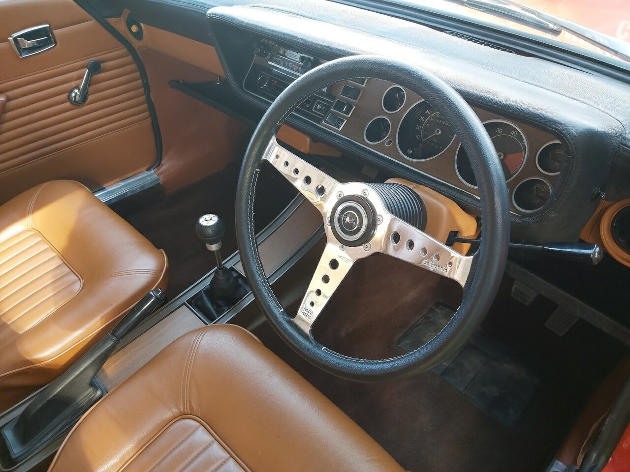 1972 FORD CAPRI 2.0LTR MANUAL 2D COUPE
