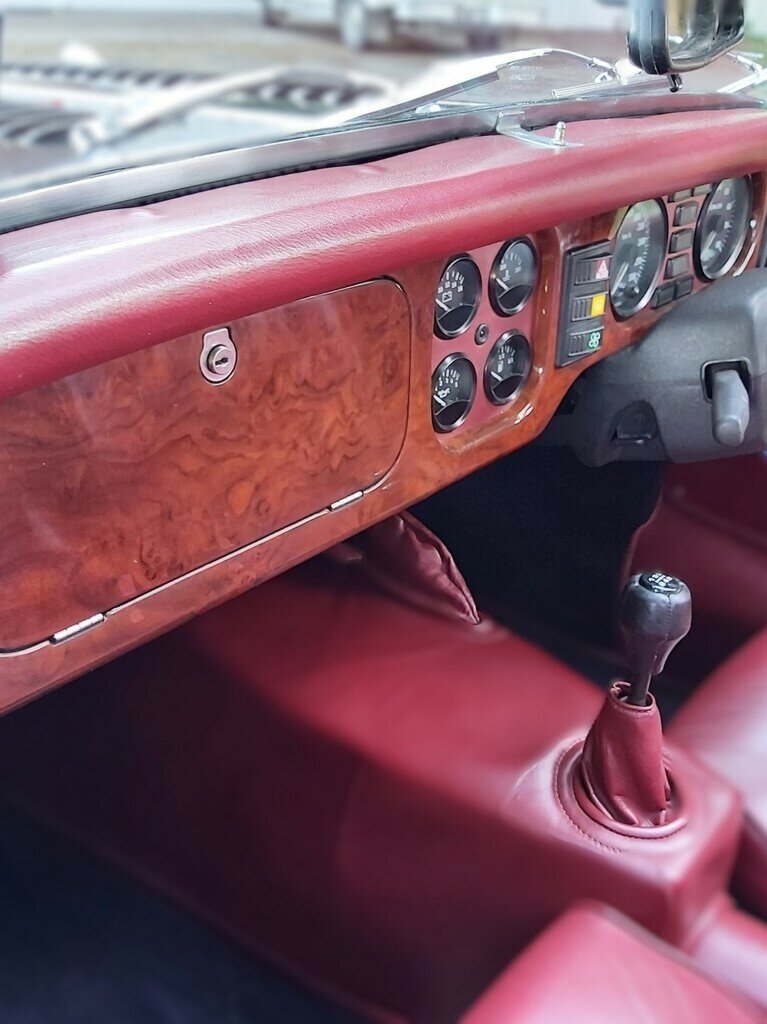 2000 MORGAN PLUS EIGHT ROADSTER
