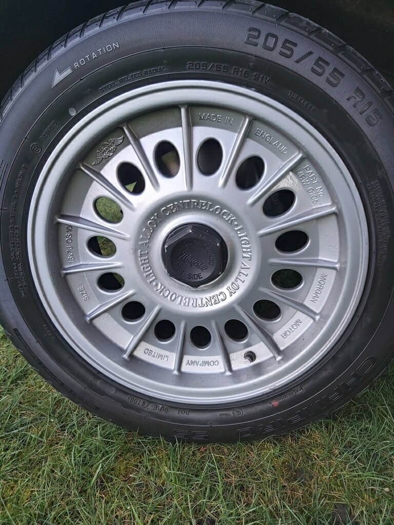 2000 MORGAN PLUS EIGHT ROADSTER
