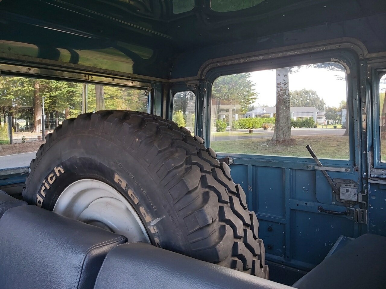 1967 LAND ROVER SERIES IIA 4 SP MANUAL WAGON