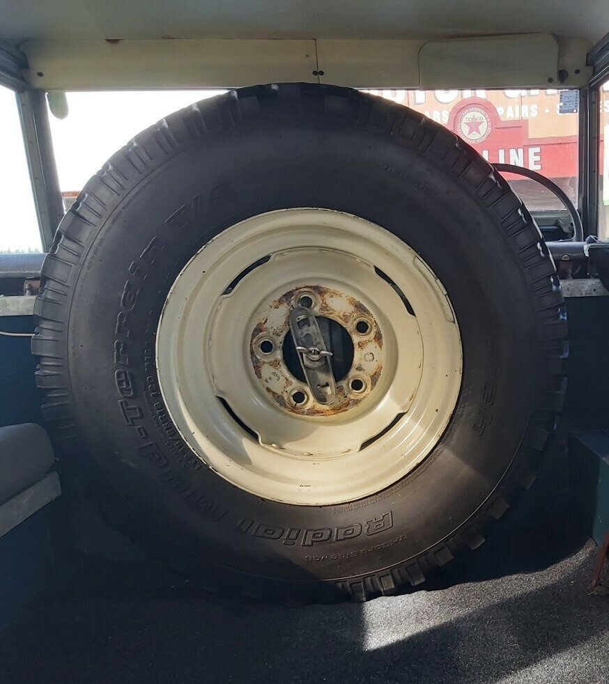 1967 LAND ROVER SERIES IIA 4 SP MANUAL WAGON