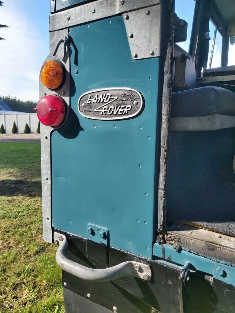 1967 LAND ROVER SERIES IIA 4 SP MANUAL WAGON