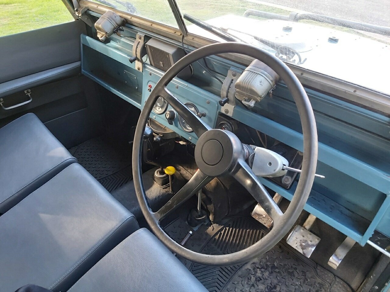 1967 LAND ROVER SERIES IIA 4 SP MANUAL WAGON