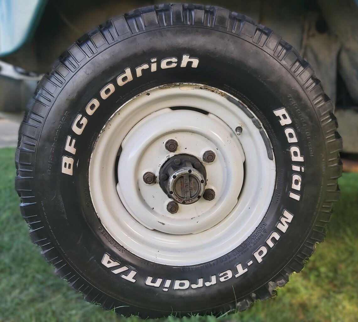 1967 LAND ROVER SERIES IIA 4 SP MANUAL WAGON