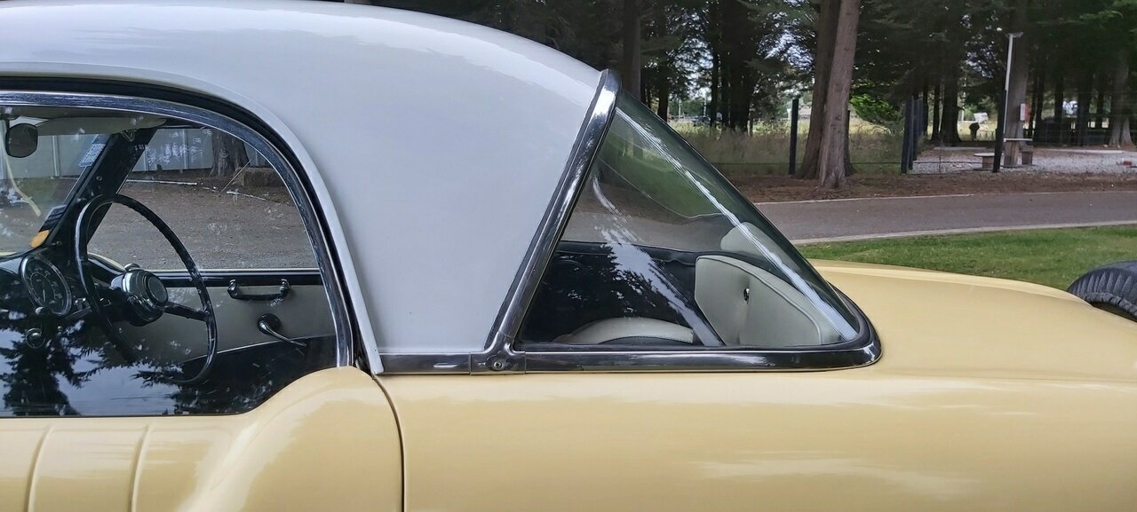 1958 NASH METROPOLITAN SERIES III COUPE