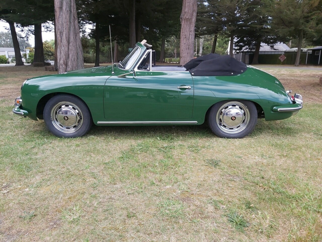 1965 PORSCHE 356 SC 4 SP MANUAL 2D CABRIOLET