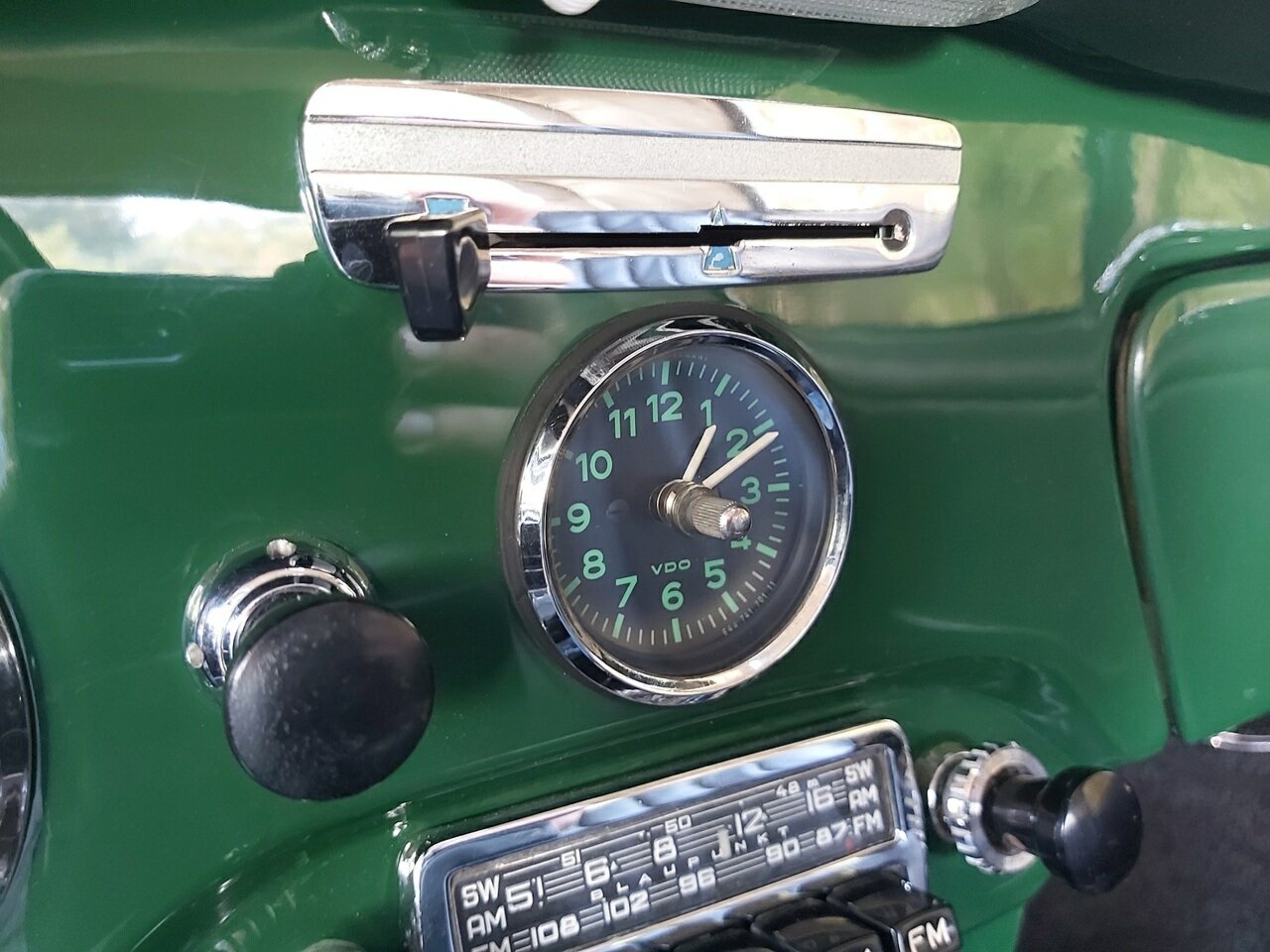 1965 PORSCHE 356 SC 4 SP MANUAL 2D CABRIOLET