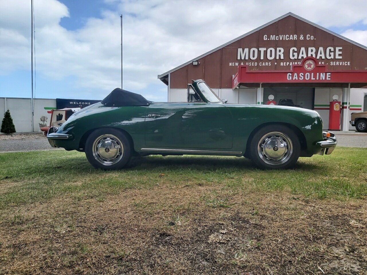 1965 PORSCHE 356 SC 4 SP MANUAL 2D CABRIOLET