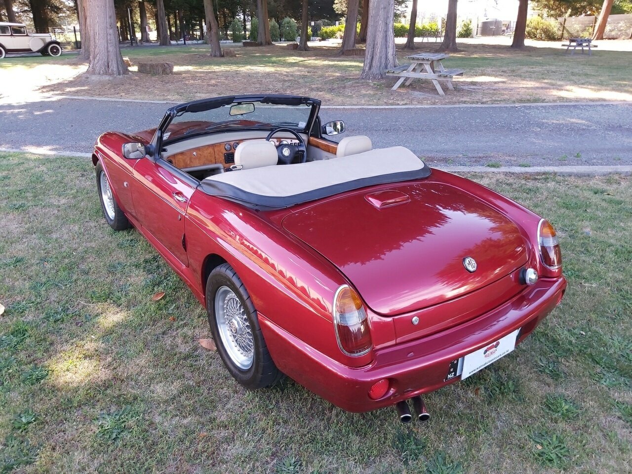 1994 MG RV8 ROADSTER