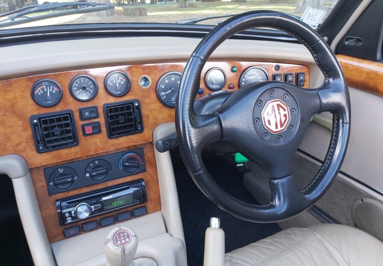 1994 MG RV8 ROADSTER