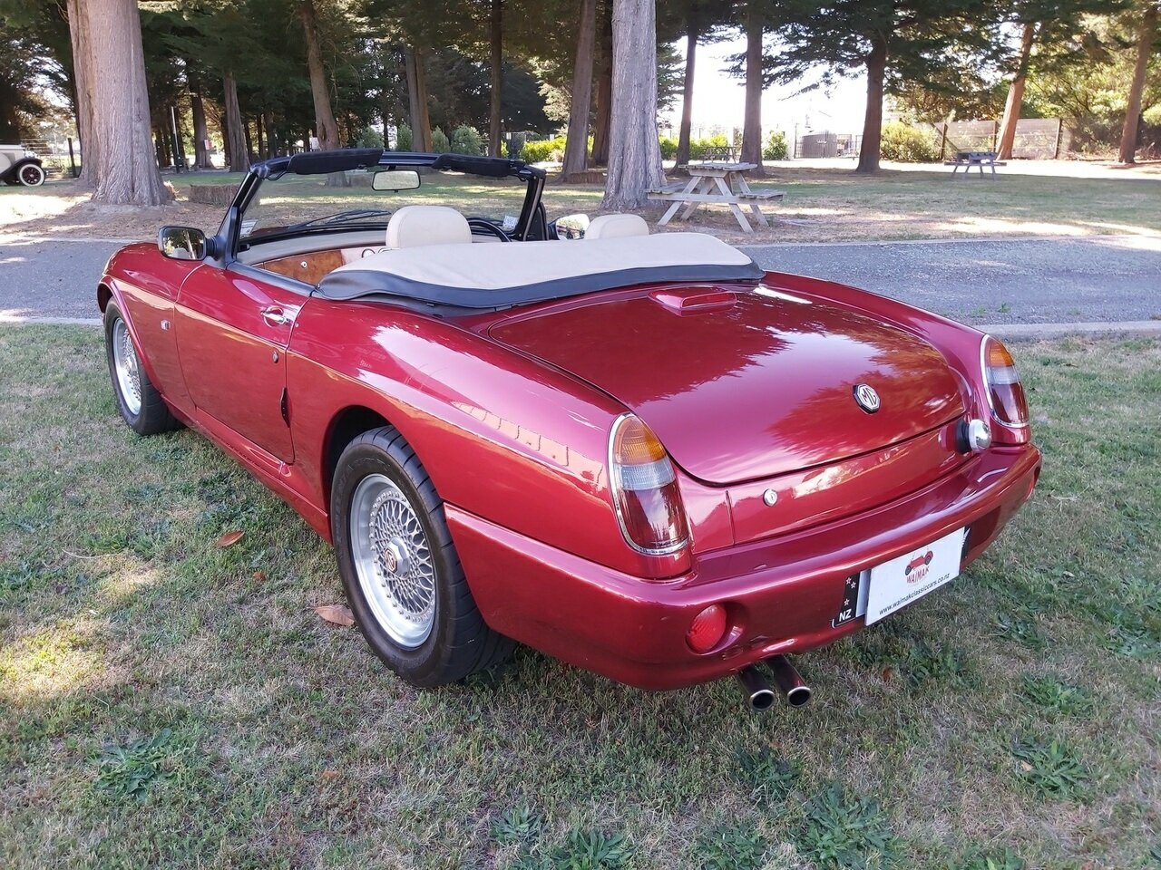 1994 MG RV8 ROADSTER