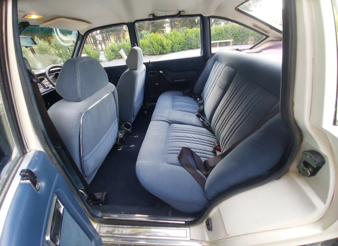 1977 LANCIA BETA 2000 5 SP MANUAL 4D SEDAN