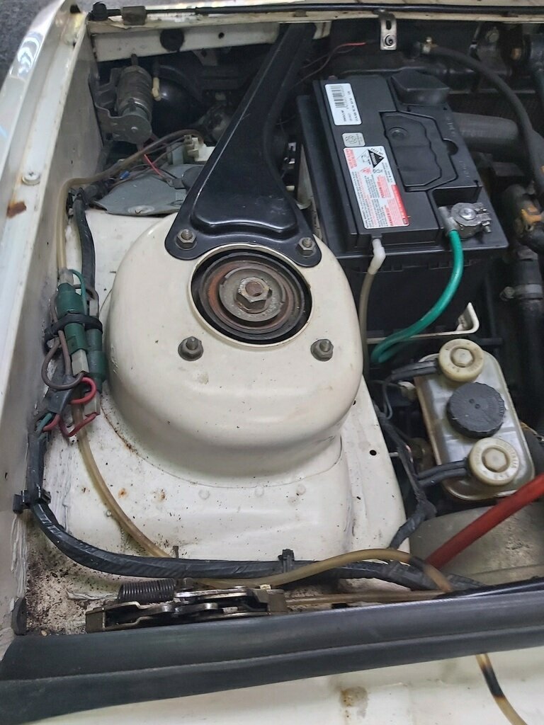 1977 LANCIA BETA 2000 5 SP MANUAL 4D SEDAN