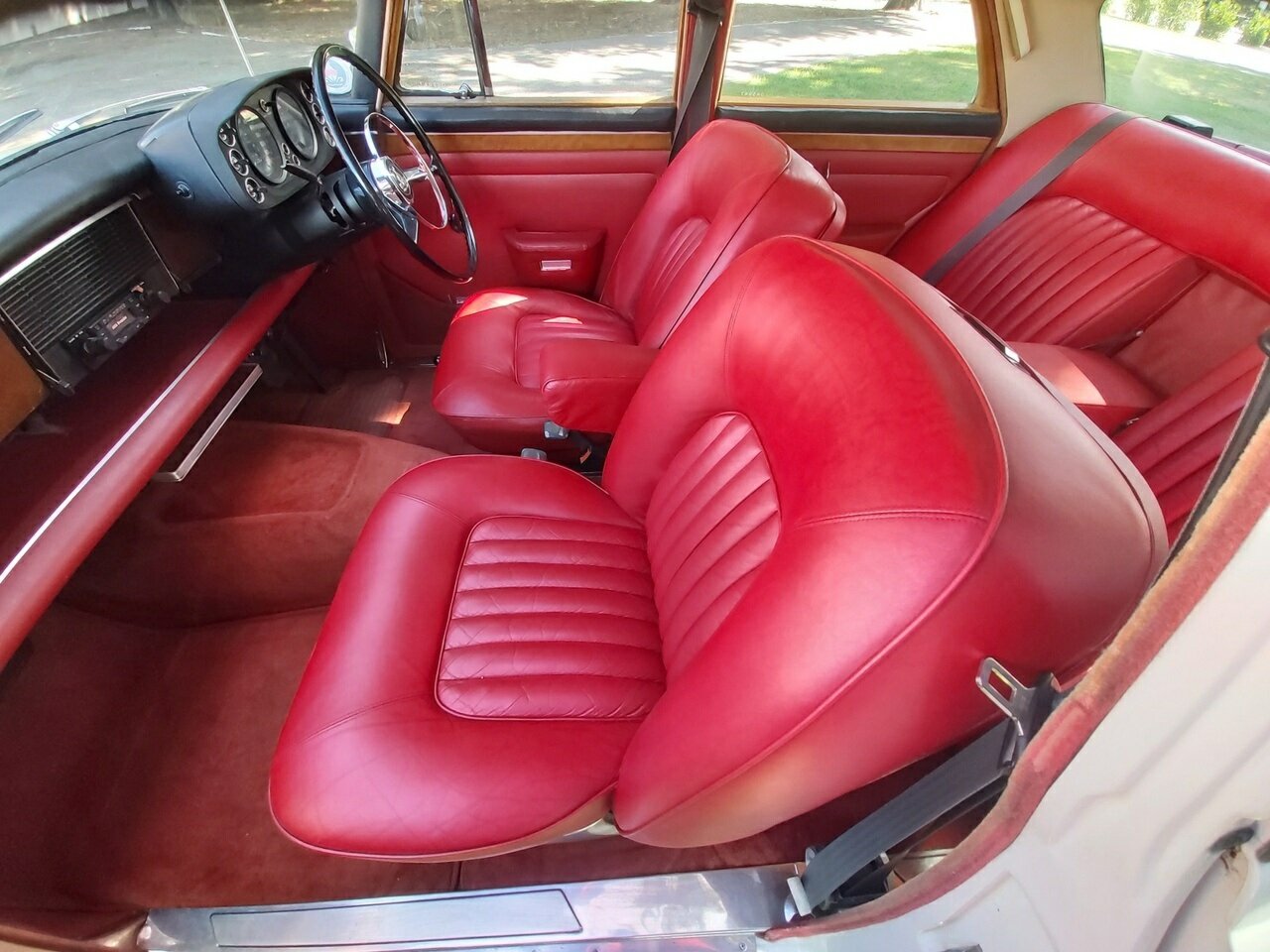 1967 ROVER 3 LITRE 3 SP AUTOMATIC 4D SEDAN