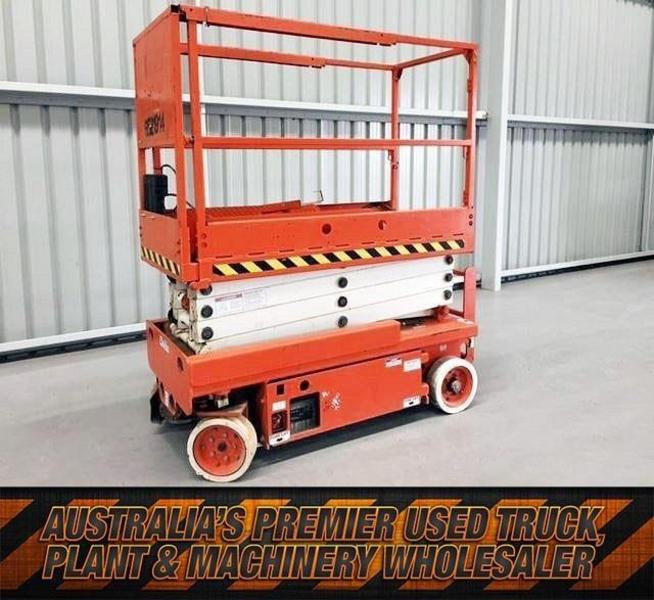 2005 SNORKEL S1930 SCISSOR LIFT