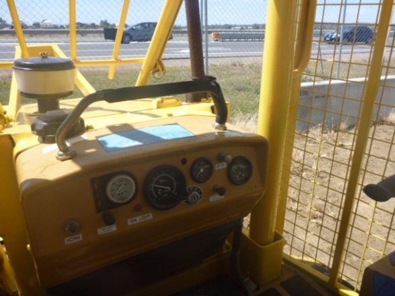 2007 East Wind Farmboss Dozer