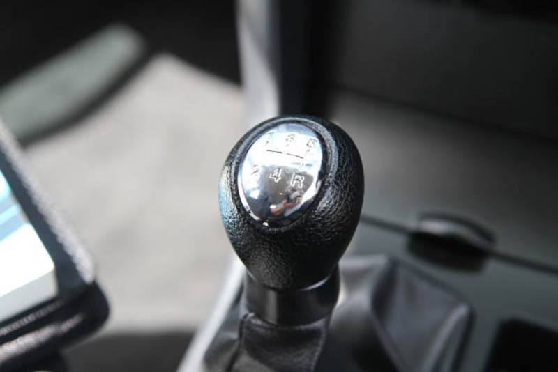 2004 MAZDA MAZDA3 MAXX SPORT