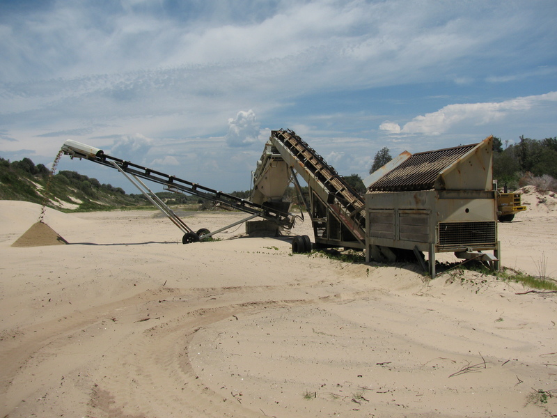 2002 MOBILE SCREENING PLANT
