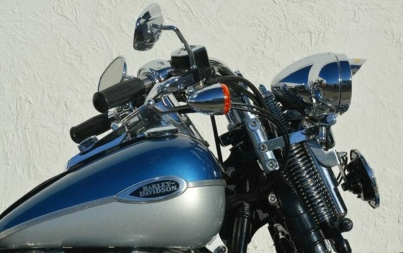 2005 HARLEY-DAVIDSON FLSTS Heritage Springer