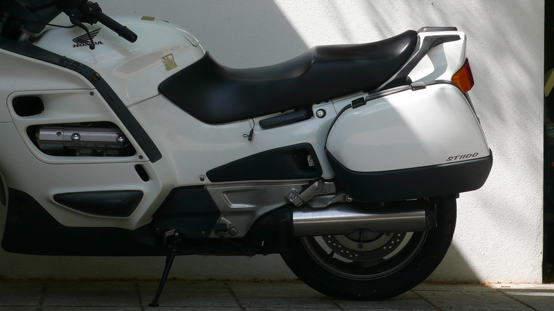2001 HONDA ST 1100A