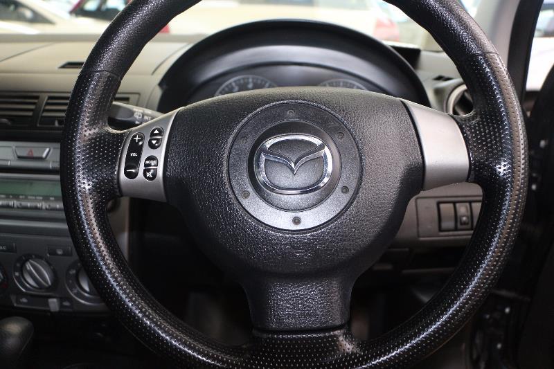 2005 MAZDA 2 GENKI