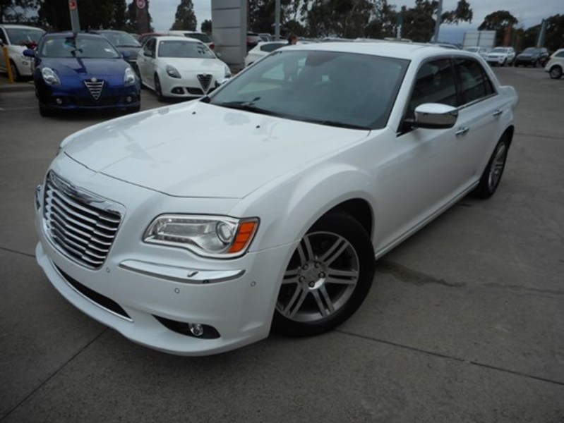 2014 CHRYSLER 300 C E-SHIFT MY14