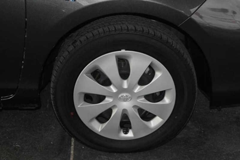 2013 TOYOTA PRIUS C E-CVT NHP10R
