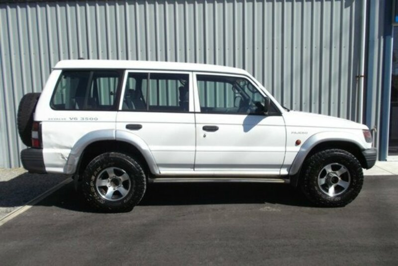 1999 MITSUBISHI PAJERO GLX ESCAPE (4x4) NL
