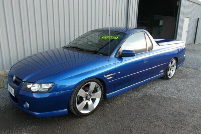 2004 HOLDEN COMMODORE SS VZ