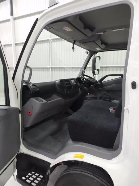 2017 HINO 300 SERIES - 616