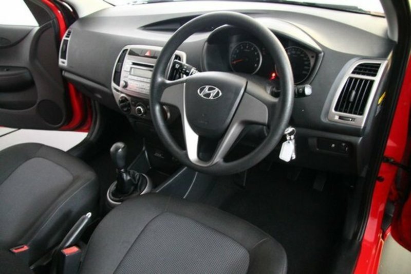 2013 HYUNDAI i20 ACTIVE PB MY14