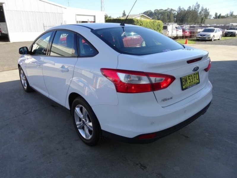 2011 FORD FOCUS TREND LW