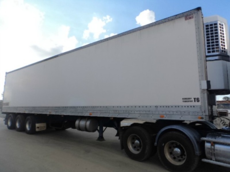 1996 Lucar Refrigerated Van Semi Trailer
