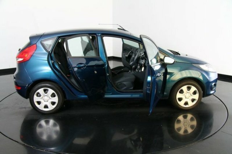 2010 FORD FIESTA LX WS