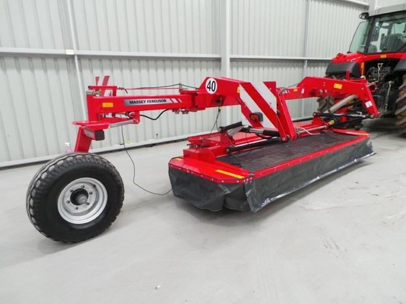 MASSEY FERGUSON 1382KC 3 Meter Mower \conditioner