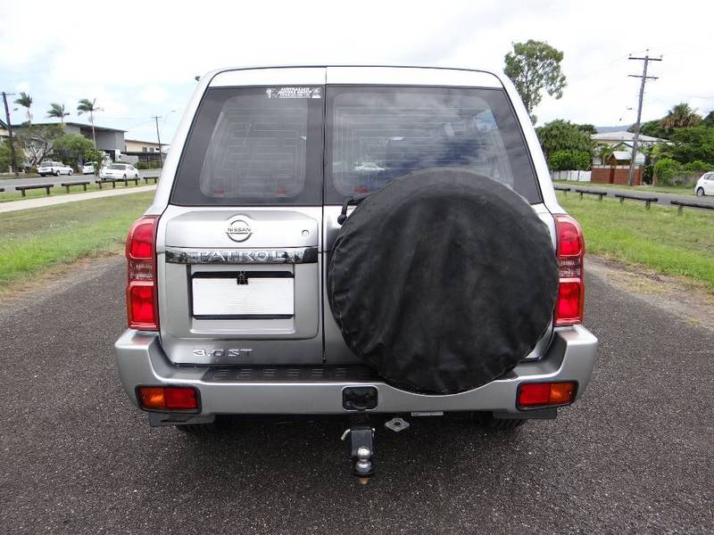 2011 NISSAN PATROL ST (4x4) GU VII