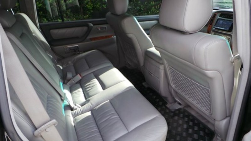 2006 TOYOTA LANDCRUISER SAHARA HDJ100R