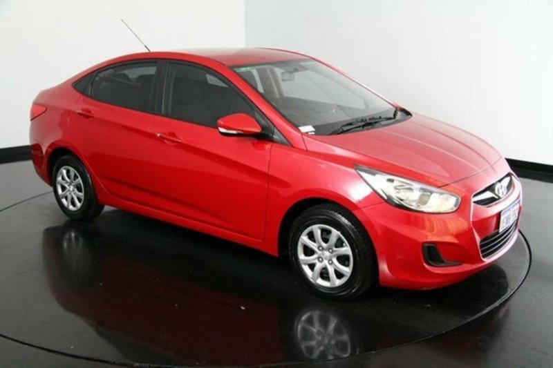 2014 HYUNDAI ACCENT ACTIVE RB2