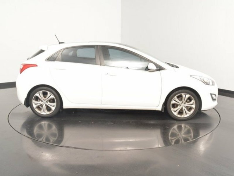 2013 HYUNDAI i30 PREMIUM GD