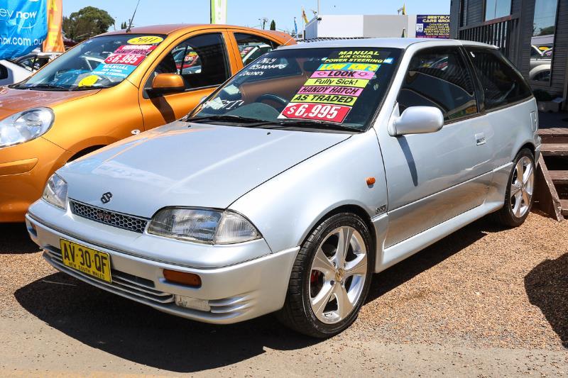 1998 SUZUKI SWIFT GTi