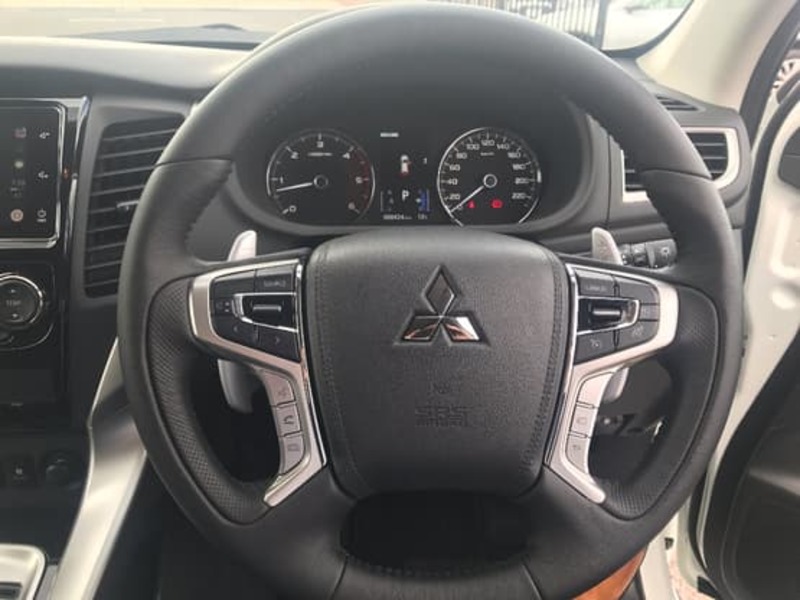 2016 MITSUBISHI PAJERO SPORT GLS QE
