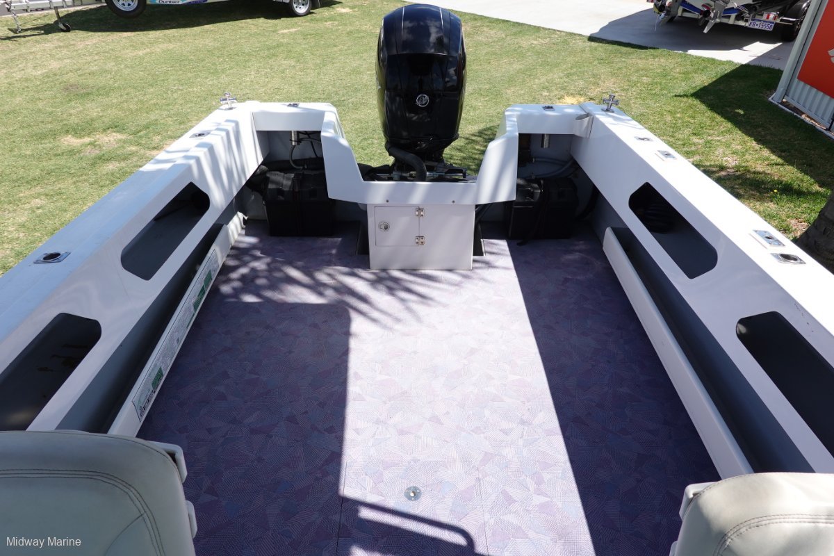 2012 SWIFT CRAFT VIKING 19 RUNABOUT