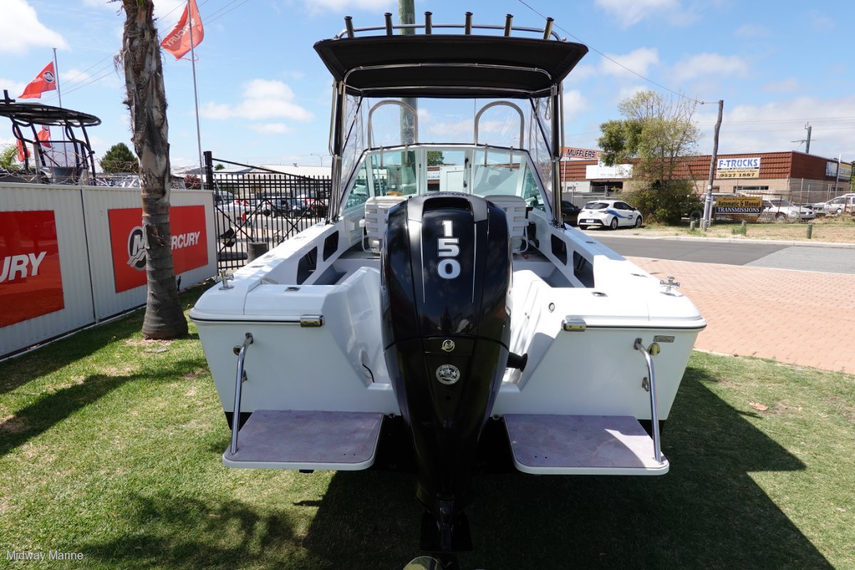 2012 SWIFT CRAFT VIKING 19 RUNABOUT