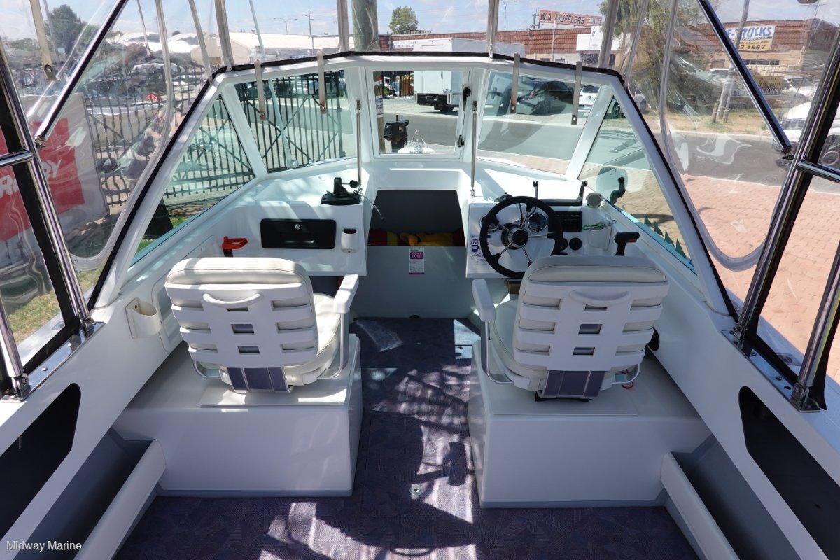 2012 SWIFT CRAFT VIKING 19 RUNABOUT