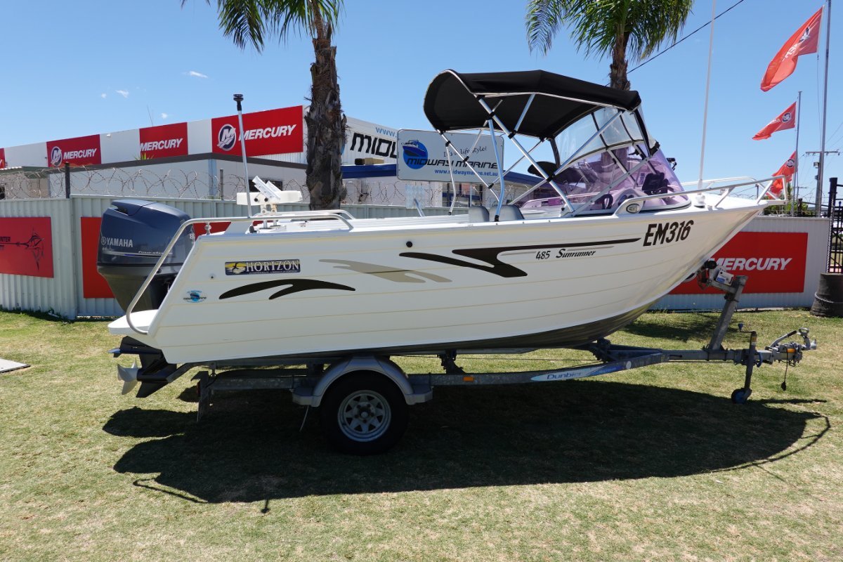 2011 HORIZON 485 SUNRUNNER RUNABOUT